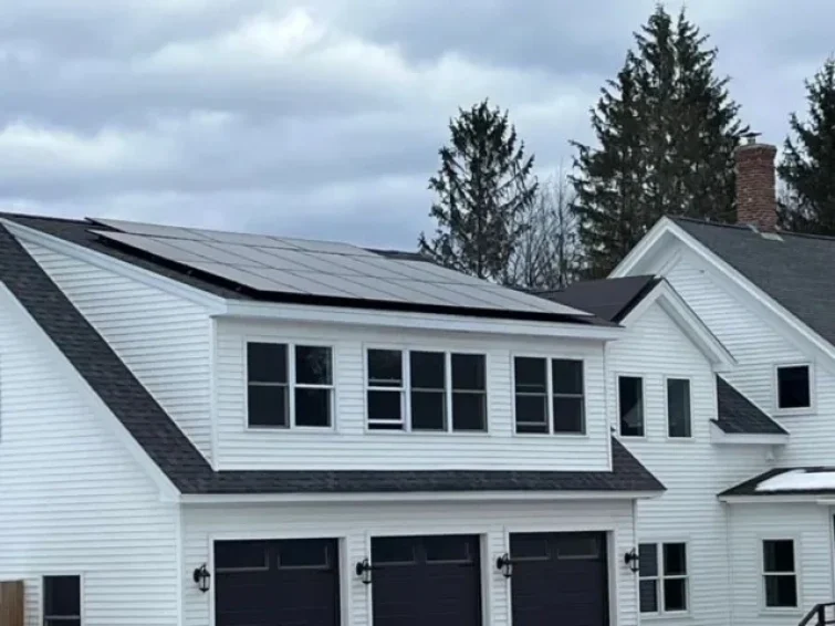 solar-panels-on-garage-lg